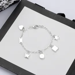 Högkvalitativ designer armband kedja silverstar presentfjärilar armband toppkedjor modesmycken levererar trevlig gåva