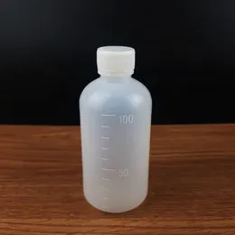 ペンシルメンのねじ帽子を持つプラスチックボトルPE液体エッセンシャルオイル200ml