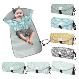 Baby Changing Pads Foldable Infant Baby Urine Mat Waterproof Diaper Cover Mat Mom Travel Nappy Bag 11 Designs DW5553