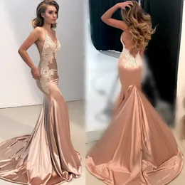 Seksowna Syrenka Suknia Wieczorowa Vestidos de Fiesta Lace Aplikacje Open Back V Neck Spaghetti Pasy Satin Prom Dress 2020