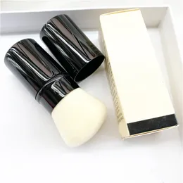 CC Makeup Brushs Petit Pinceau выдвижной кабуки Les Pinceaux de Powder 1 Cream Eyde Shadow 27 Двойной тени для век.