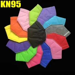 Maska KN95 gorąca sprzedaż 6 warstw kolorowy projektant maska ​​twarz aktywowany węgiel wielokrotnego użytku oddychające zawór respiratora ochronna czarna tarcza twarzowa