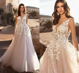 2024 Graceful V Neck Beach Wedding Dresses Backless 3D Floral Appliqued Lace Bridal Gowns Tulle vestido de novia Plus size