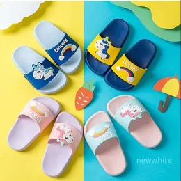 Gorąca Sprzedaż-Kids Baby Unicorn Designer Home Slide House Sandals Kapcie dla chłopców Dziewczęta Kobiety Casual Pantofel Hot Unisex Flip Fap Pantofl