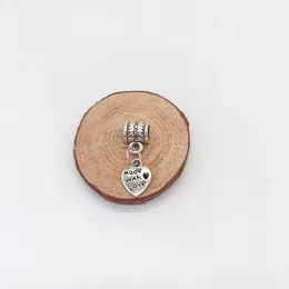 100 pz / lotto argento placcato cuore fatto con amore charms grande foro perline ciondolo europeo pandora charms per gioielli braccialetto che fanno risultati
