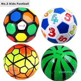 Atacado-REGAIL Número 2 crianças Footballs suave PU de couro Entretenimento Balls