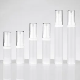 新しい20ml 30ml 50mlの白い勾配の色のプレスパッキングプラスチックエマルジョンスプレーのエアレスボトル