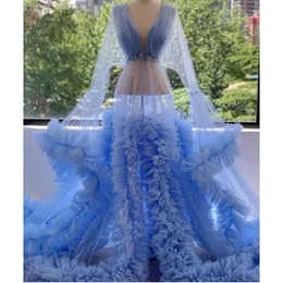 Hellblaue Rüschen-Abschlussballkleider mit langen Ärmeln, abgestuftes, durchsichtiges Umstands-Fotoshooting-Kleid für die Babyparty, Illusions-Abendkleid