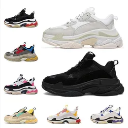 Triple S Mens Women Fashion Casual Scarpe Sneakers vintage Vintage Bianco Grigio Mens Dall'infinito da tennis che faceva camminare a piedi all'aperto 3- 2T3A