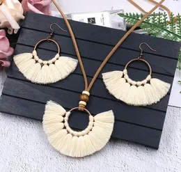 Nya 10 färger Retro Tassel Örhängen Halsband Set Handgjorda Böhmen Kvinnor Etniska Circle Tassel Smycken Set Gratis Ship