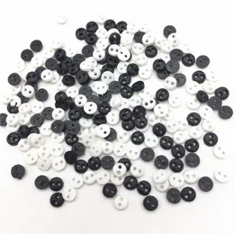 1000pcs 4mm preto / branco plástico mini boneca botão 2 furos flatback minúsculo botões DIY Handmade Scrapbook Acessório