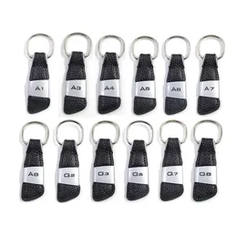 カーエンブレムバッジA3 A4 A5 A5 A8 TT Q2 Q3 Q3 Q5 Q7 Q7 Q7 amg M Luxury Car Keychain Keyringのための本革キーチェーンリング