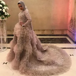 Stylowe Zroszony Muzułmańskie Suknie Wieczorowe Wielowarstwowe Ruffles Lace Sweep Pociąg Formalne Suknie Prom Handmade Specjalna okazja Dress
