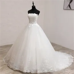 Abiti da sposa senza spalline con ricamo in pizzo con foto reali Abito da sposa con strascico lungo Elegante Make Plus Size Cheap Vestido De Noiva