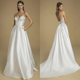 Lace Appliqued Wedding Dresses Strapless Wedding Dress Custom Made High Quality Bridal Gowns Satin Sweep Train Vestidos De Novia