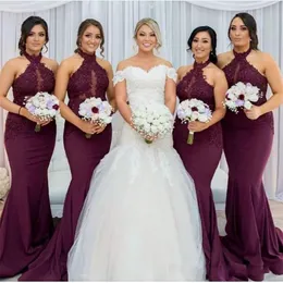 Eleganta Burgundy Mermaid Bridesmaid Dresses Arabiska Halter Neck Lace Appliques Wedding Guest Party Dresses Robes de Demoiselle d'Honneur