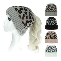 Leopard Dzianiny Kapelusz Kobiety Winter Beanie Skullies Ponytail Cap Headgear Ciepłe szydełkowe Czapki Knitting Czapki Party Hats M2836