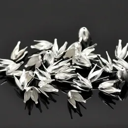 500 sztuk srebrny brąz platerowany kwiat metalowe koraliki czapki koralik zaślepki 13mm filigran biżuteria ustalenia złącze koraliki Cap Diy biżuteria