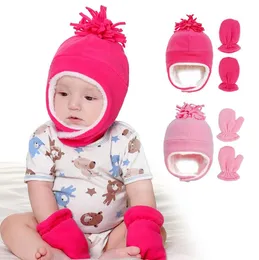 赤ちゃんキッズ冬の帽子赤ちゃんニット帽子2020新しい豪華な帽子グローブセット赤ちゃん冬の耳のニットキャップ