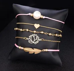 Bohemian 5PCS / Set Leaves Heart Love Lotus Pearl Bracelet Chain Woven Multilayer Armband Set Kvinnor Mode Guld Smycken Eppacket Gratis