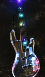 珍しい5つのひものクリスタルLEDライト電気ベースギターアクリルボディ電気ベースギターの多色LEDライト新しい中国ベース