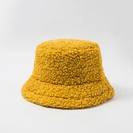 Vinter Bucket Hat Kvinnor Lambswool Solid Faur Fur Soft Warm Fiske Cap Girls Fisherman Hat Andas Sun Protection Hat