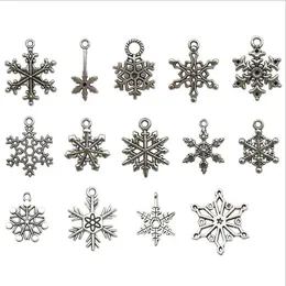 Julserie Vintage Xmas Snowflake örhängen fynd charms blandade 70pcs antika silver dekoration hängsmycke smycken tillbehör till salu