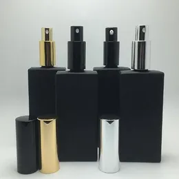 50pcs高品質50mlの正方形のガラス香水のびん50ml黒いガラススプレーボトルの香り包装瓶詰め