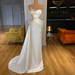 Perły Długie Syrenki Suknie Wieczorowe 2021 Koraliki Pióra Ruched Piętro Długość Prom Suknie Formalne Kobiety Dress