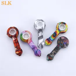 Smokeshop Wholesale Mini Water Pipes Hot Selling Glass Bongs With Patterns Glass Bowl Silicone Smoking Pipes för rökning Tobak 4.23 "Bongs