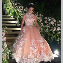 Hübsches Prinzessin-Quinceanera-Kleid mit hohem Kragen, Applikationen, weiße Spitze, Perlen, Kristalle, Ballkleid, süßes 15-Kleid, Geburtstags-Abschlussballkleid, Partykleider