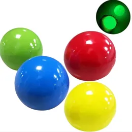 Luminous Ceiling Balls Stress Relief Sticky Ball Glued Target Ball Decompression Balls Slowly Squishy Glow Toys for Kids Adults E121101