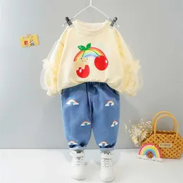 Höst Baby Girl Clothes Set Cute Lace Puff Sleeve Outfits Cartoon Cherry Sweater Suit 2pcs Toddler lång skjorta 211224