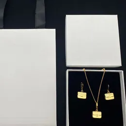 Designer Necklace Set Earrings For Women Luxurys Designers Gold Bag Necklace Letter Earring Fashion Jewerly Gift With Charm D2202181Z