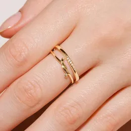 Klaster pierścienie Minimalne Delikatne 100% 925 Sterling Silver Thin Finger Band 2 Clear CZ Klejnot Gold Color Vermeil Dainty Pierścień Dla Wome