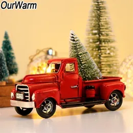ourwarm لطيف القليل المعادن عيد الأحمر شاحنة خمر الأحمر شاحنة شجرة عيد الميلاد ديكور يدويا كيد هدية الجدول الأعلى ديكور المنزل 201006