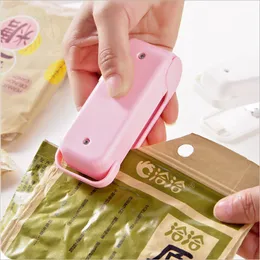 Portable Heat Sealer Plastic Package Storage Bag Mini Impulse Sealing Machine Magnetic Bottom Handy Sticker Kitchen Accessories BH4233 TYJ