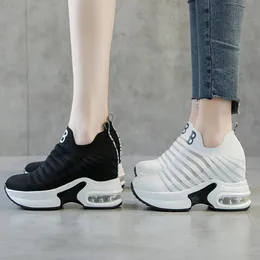 Summer Women's Increased Internal Heightening Shoes Hidden Wedge Platform Slip on Elevator Sneakers Y200111