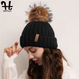 furtalk for for women pompom beanie 니트 진짜 너구리 모자 여자 겨울 스키 skulies 비니 여성 모피 모자 y201024