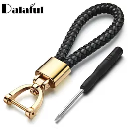 Keychains Hand Woven Leather KeyChain Detachable Metal 360 Degree Rotating Horseshoe Buckle Braided Moto Car Key Chain For Men Gift K3941