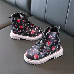 Сапоги Kids Martin для маленьких девочек, теплая зимняя обувь с мягким ворсом, дизайнерская детская мода, клубника Chaussures Pour Enfan