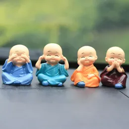 4PC / Set Little Monk Figurines Bil Dekoration Hantverk, Heminredning Kungfu Monks Figur Bil prydnad Buddha Boy Tillbehör 1007