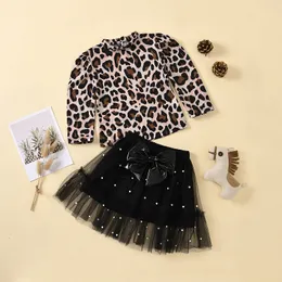 Höst Kids Kläder Satser Barn Leopard Tryckt långärmad Top + Bowknot Pearl Lace Mesh Short Kjol 2PCS / Sats Girl Suit M2867