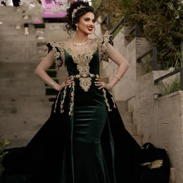 Tradycyjny Kosowo Albański Caftan Dark Green Prom Dresses z odłączanym pociągiem Koronki Aplikacja Zroszony Suknia wieczorowa Krótkie rękawy