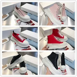 2023 Luksusowe designerskie buty mody śliski płócienne tenisówki przybysze buty platformowe Wysokie potrójne czarno białe jasnoróżowe czerwone czerwone kobiety Casual Chaussures