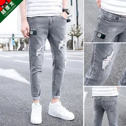 도매 2021 찢어진 데님 청바지 남자의 한국어 발 여름 얇은 자른 바지 2021 브랜드 캐주얼 청소년 연필 바지
