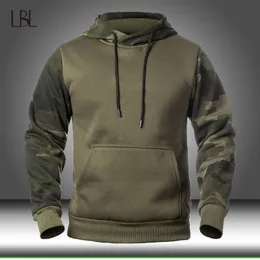 Autumn Men's Military Camouflage Fleece Hoodies Army Tactical Male Winter Camo Hip Hop Pullover Hoody Sweatshirt Loose Clothing 201113