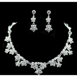 Bröllopsmycken Satser Engagemang Bridal Rhinestone Örhänge och Halsband Satser Enkel Lysande Bröllopsklänning Tillbehör Smycken i Bulk 7L3B6