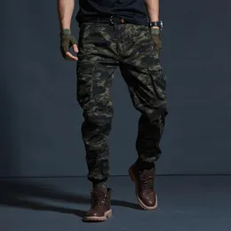 Moda streetwear calças de brim dos homens grandes bolsos casuais calças de carga fundo folgado camuflagem calças hip hop joggers calças men1301h