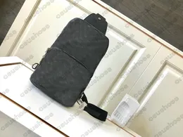 حقيبة حبال القماش monogrammed للرجال - المصمم كروس مع لهجات فضية نغمة ، مثالية للاستخدام اليومي